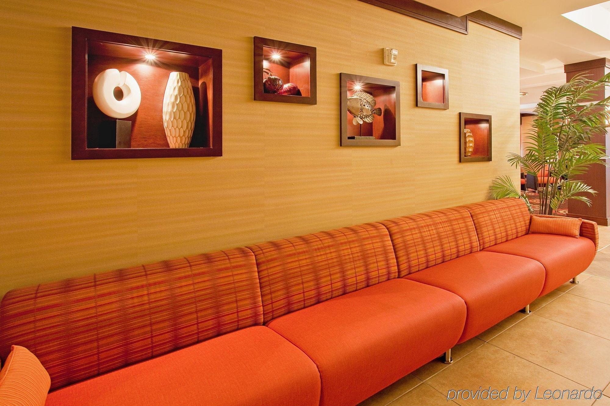 Holiday Inn Express Hotel & Suites Chattanooga Downtown By Ihg Інтер'єр фото
