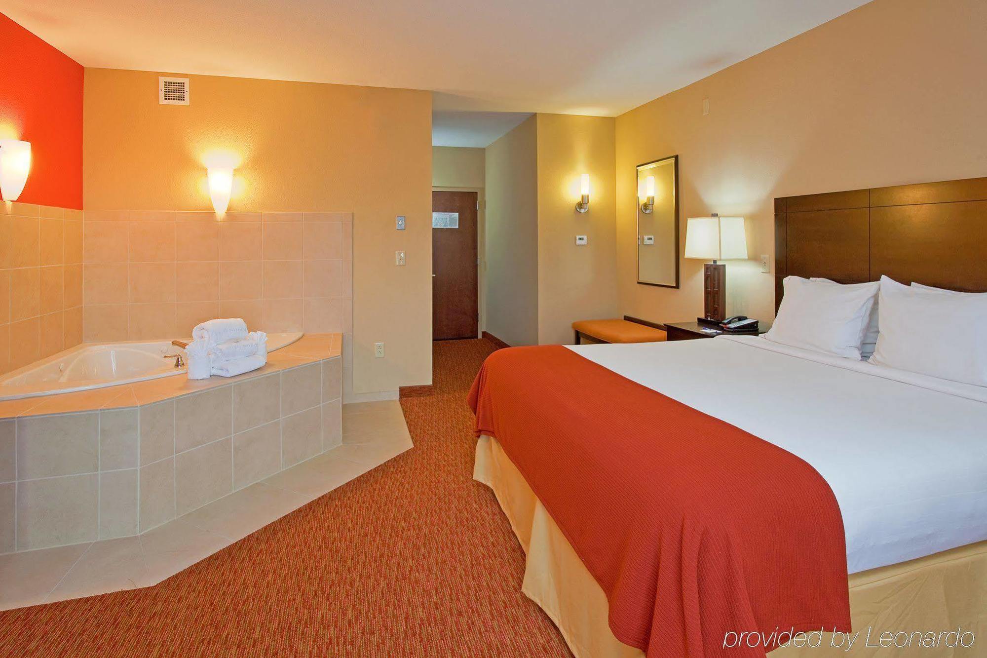 Holiday Inn Express Hotel & Suites Chattanooga Downtown By Ihg Екстер'єр фото